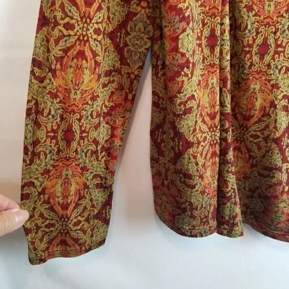 Plum and Thread. Size 1. Cute geometric print top. Reds, Orange, and Tans. - Picture 2 of 14